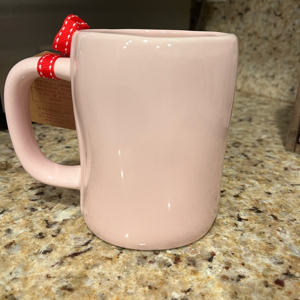 NEW Rae Dunn Christmas Mug with Gingerbread Design - Picture 3 of 3